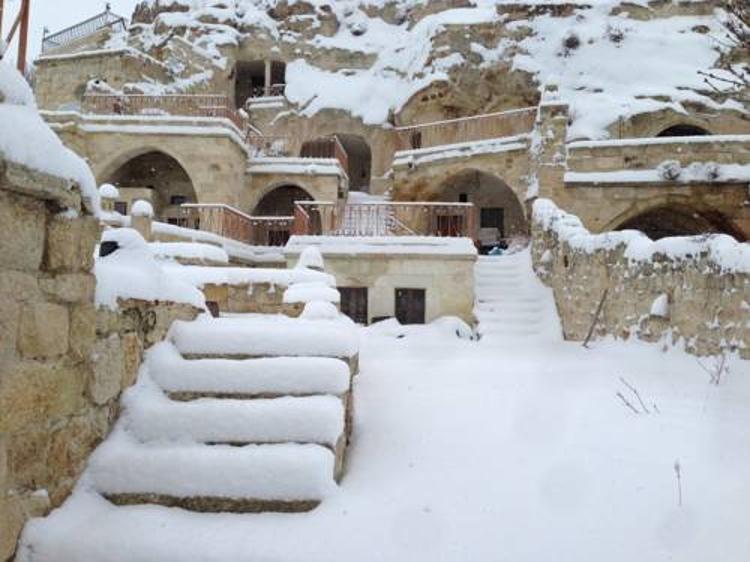 Prana Cave Hotel