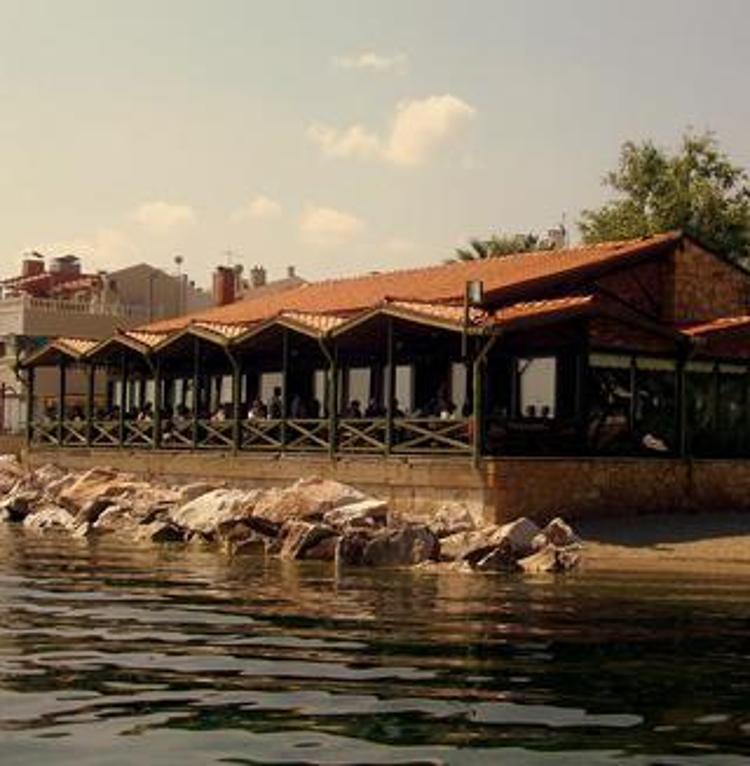 Akcam Hotel