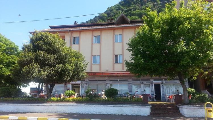Saymoz Hotel