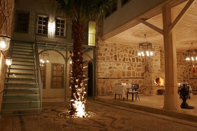 Alp Pasa Regency Suites