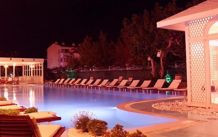 Güverte Butik Otel