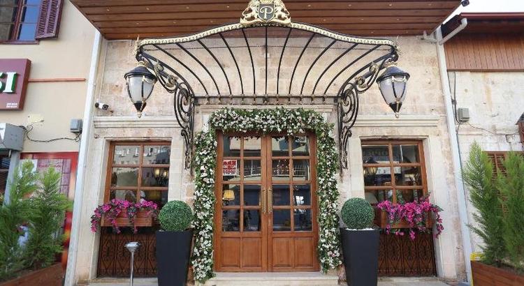 La Perla Boutique Hotel