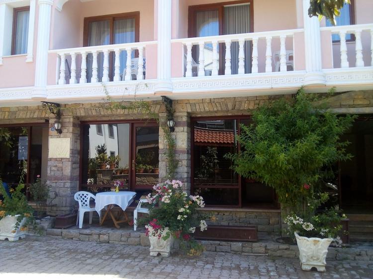 Laçin Apart Hotel