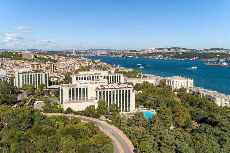 Blue Marmaray Apart