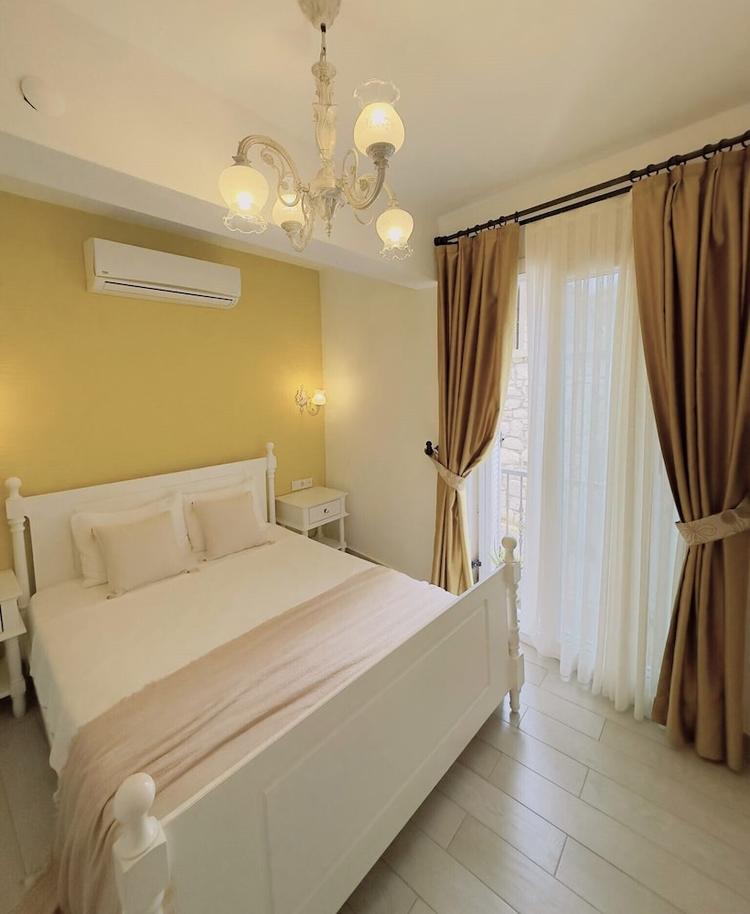 Selin Otel