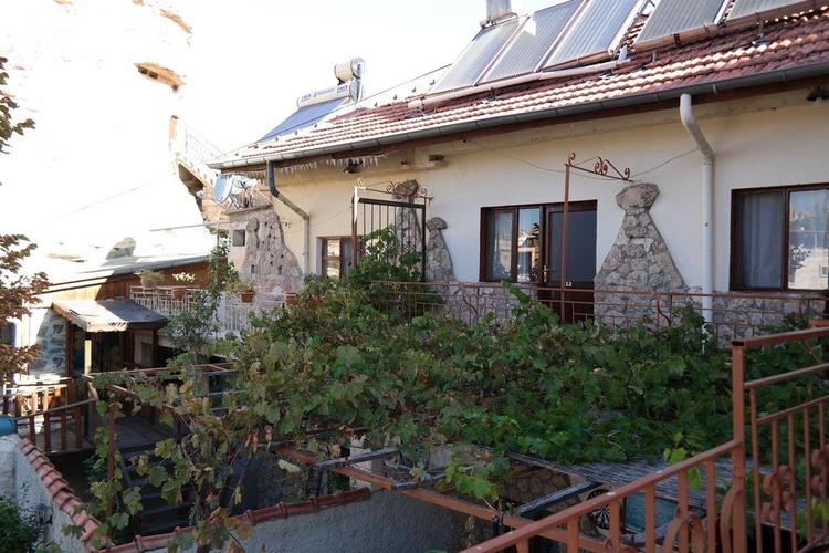 Pelin Pension