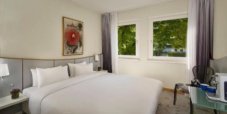 Radisson RED Berlin Kudamm