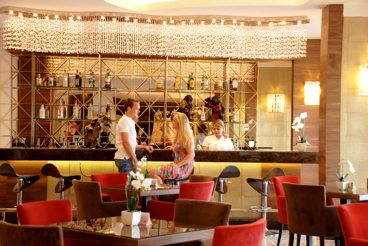 Grand Okan Hotel