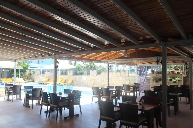 Victoria Princess Hotel