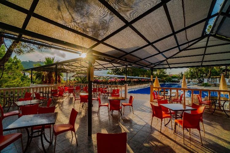 Senza Garden Holiday Club (Ex. Larissa Hill Beach)