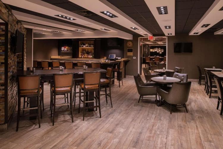 DoubleTree by Hilton Raleigh Crabtree Valley