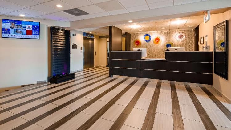 Best Western Plus Lower South End