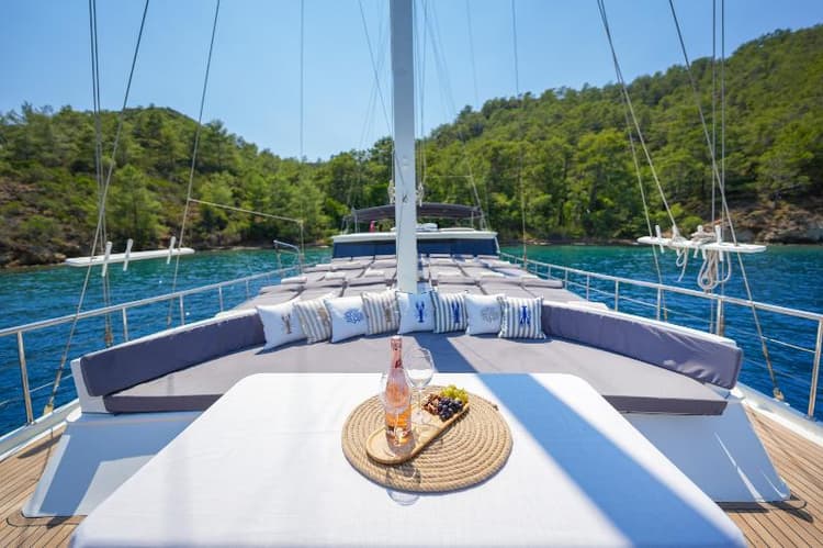 Tarsu Yacht Hotel