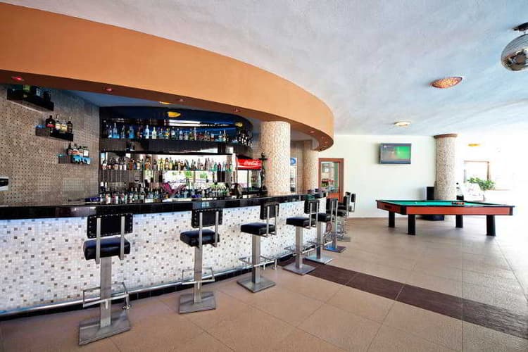 Asda Maris Hotel