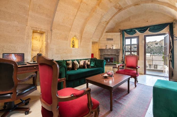 Elysion Cave Suites