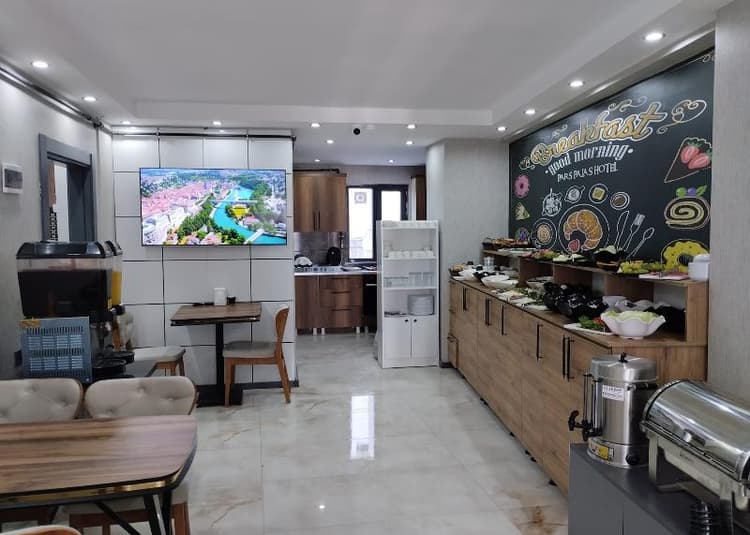 Pars Palas Hotel