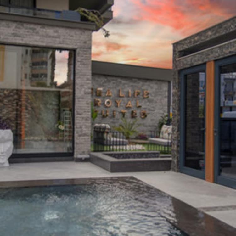 Sealife Royal Suites