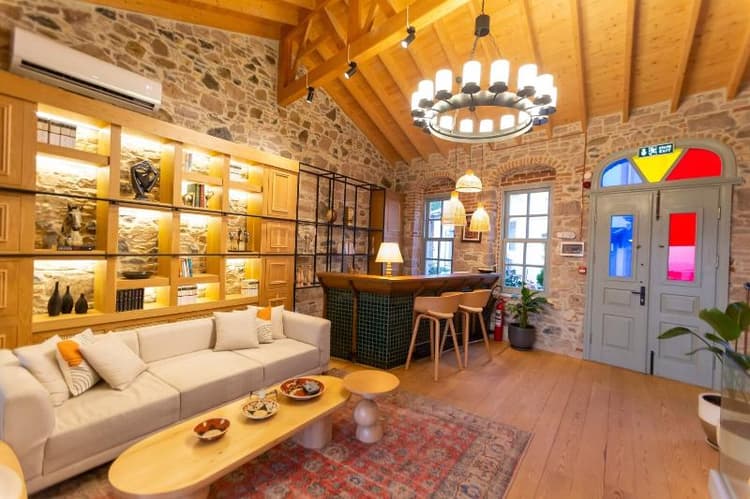 Qara Otel