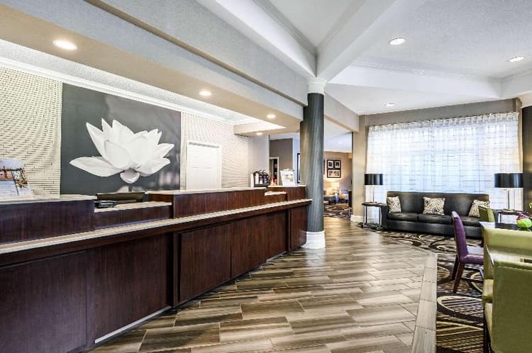 La Quinta Inn & Suites Myrtle Beach Broadway   