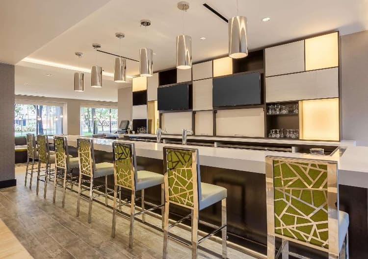 DoubleTree Hotel & Suites Houston by the Galleria