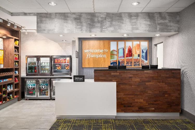 Hampton Inn & Suites Charlotte-Arrowood Rd.