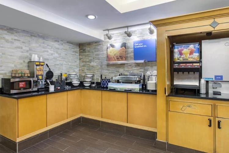 Best Western Plus Raleigh Crabtree Valley Hotel