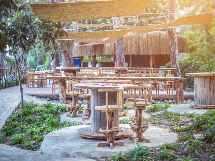 Liberty Lykia Adults Only (+16)