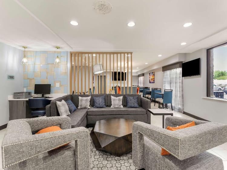 Best Western Plus Magnolia Inn & Suites
