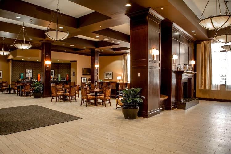 Hampton Inn & Suites Albany Downtown