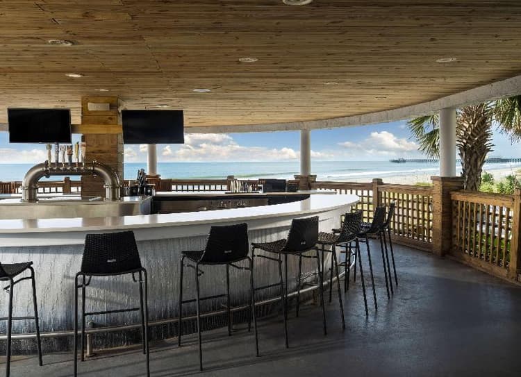 Royale Palms Condominiums