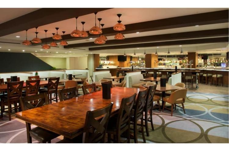 DoubleTree by Hilton Bloomington-Minneapolis South