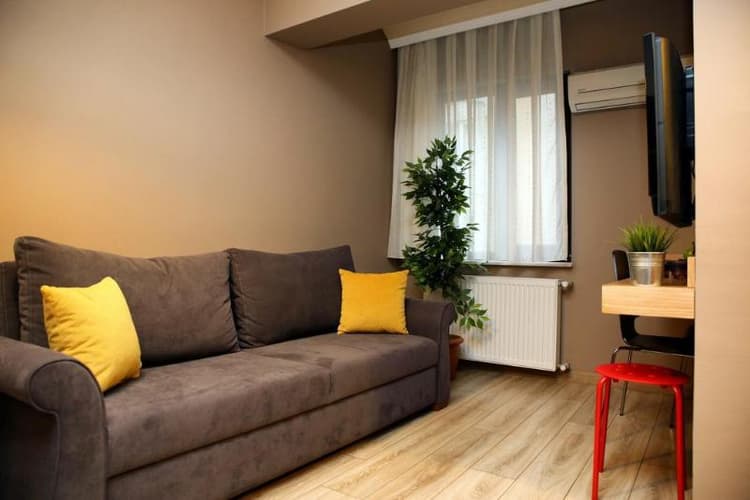 Akin Suites