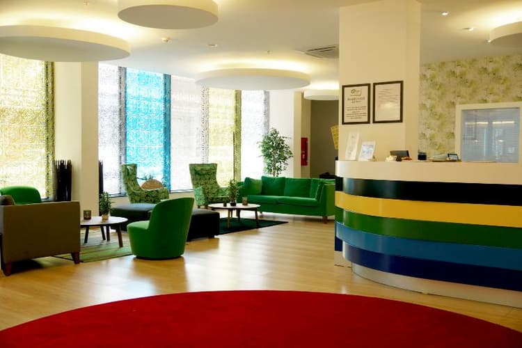 Tempo Suites Airport