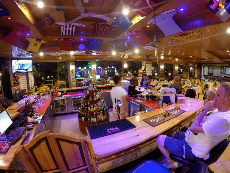 MagicTulip Beach Hotel
