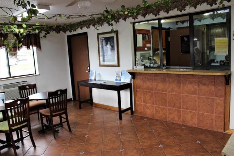 Knights Inn Albany