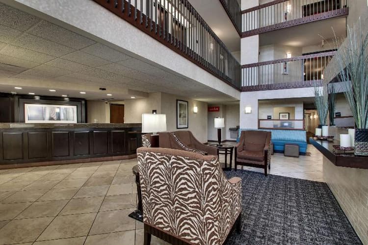 Sonesta Essential Houston Hobby Airport