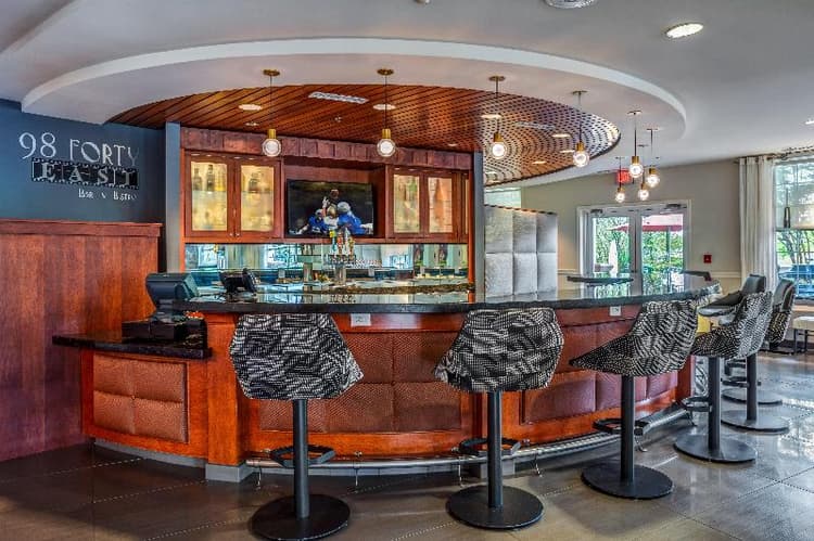 Hotel Indigo Jacksonville-Deerwood Park