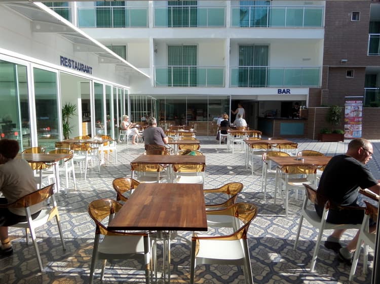 Kleopatra Atlas Hotel