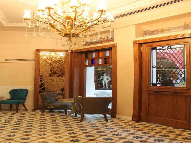 Ada Karakoy Hotel
