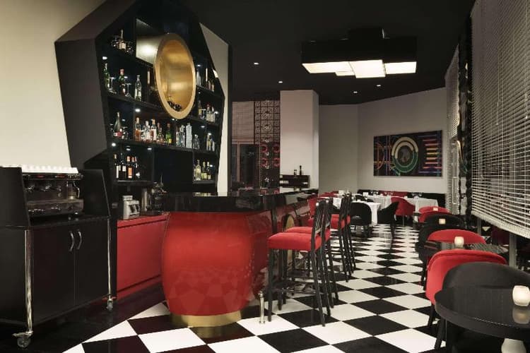 Ramada Hotel & Suites By Wyndham Istanbul Sisli