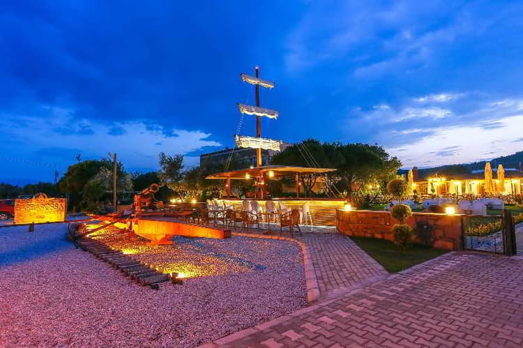 Assos Barbarossa Hotel