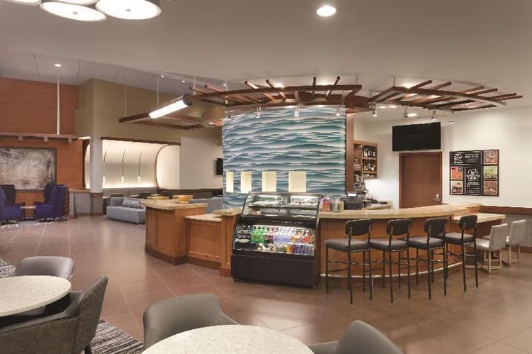 Hyatt Place PDX Arpt Cascade Station