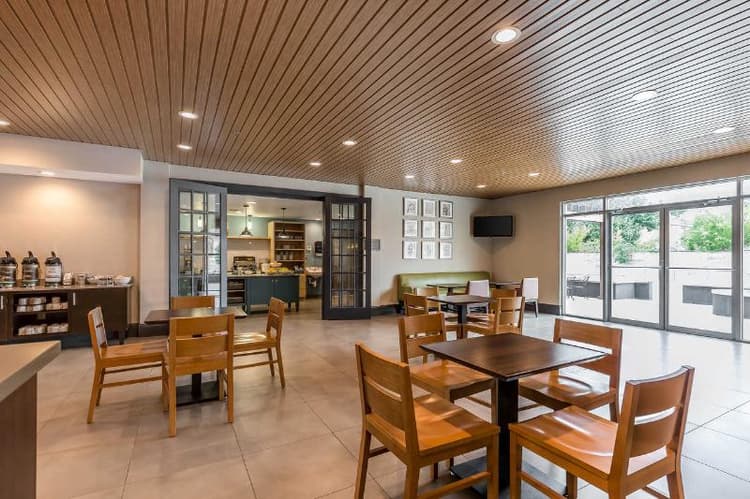 Ramada by Wyndham Houston Westchase