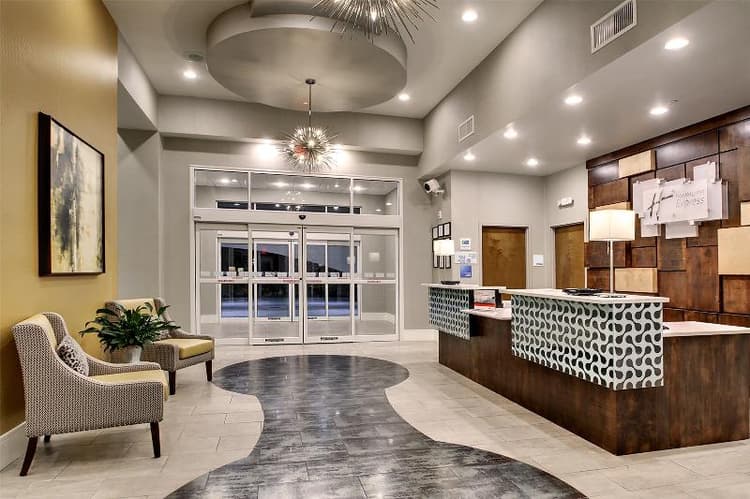 Holiday Inn Express and Suites Albany