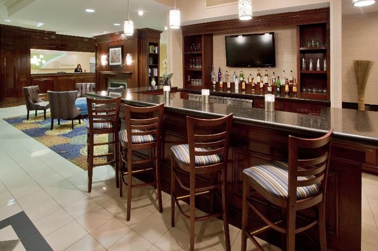 Doubletree By Hilton Raleigh Midtown