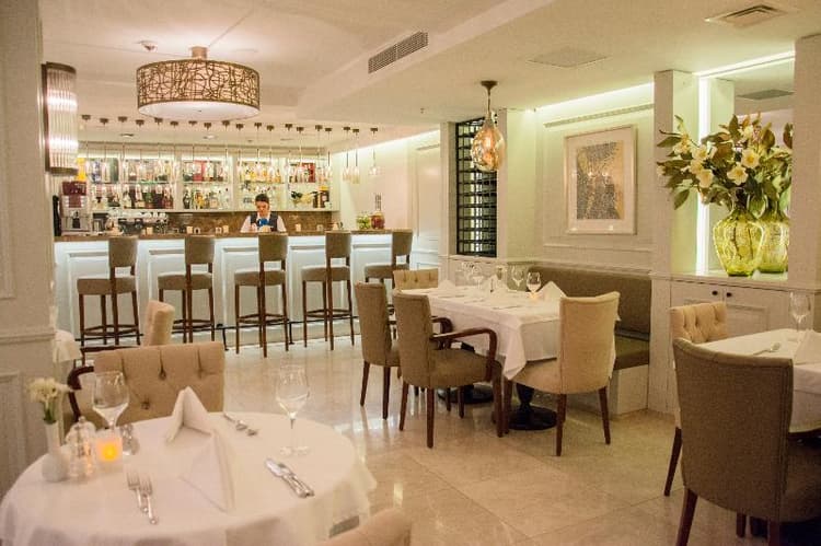 Renata Suites Boutique Hotel