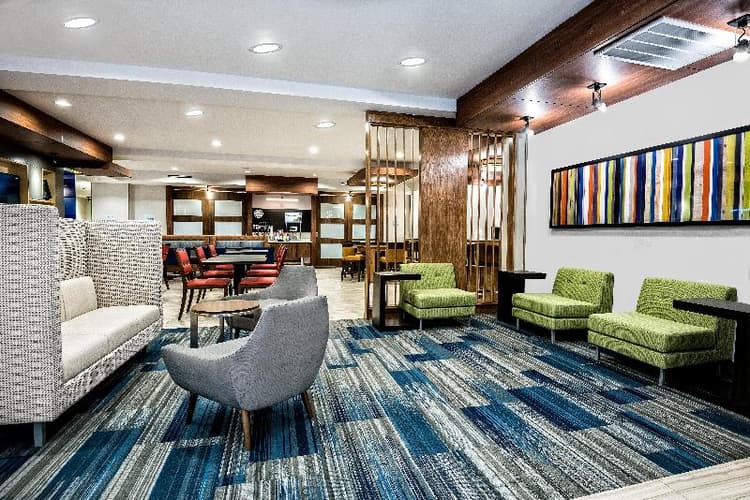 Holiday Inn Express and Suites Round Rock - Austin