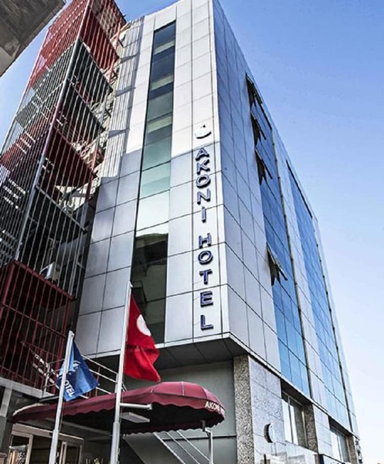 Akoni Hotel
