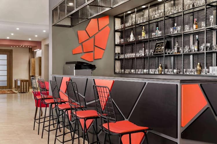 Ramada By Wyndham Van