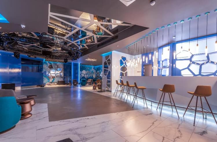 Kirman Calyptus Hotel